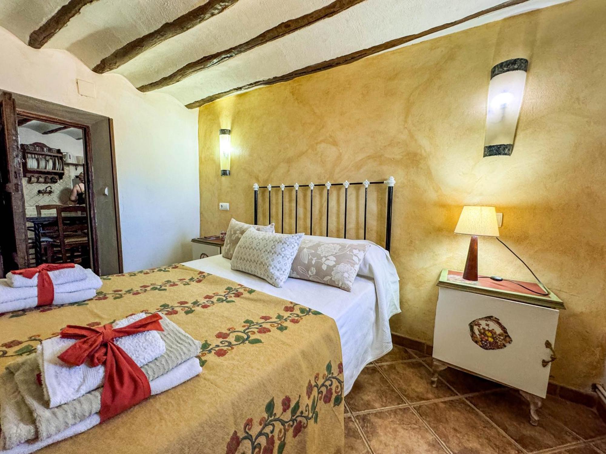 Hostal Cortijo Rural Bacares 1 Freila Exterior foto