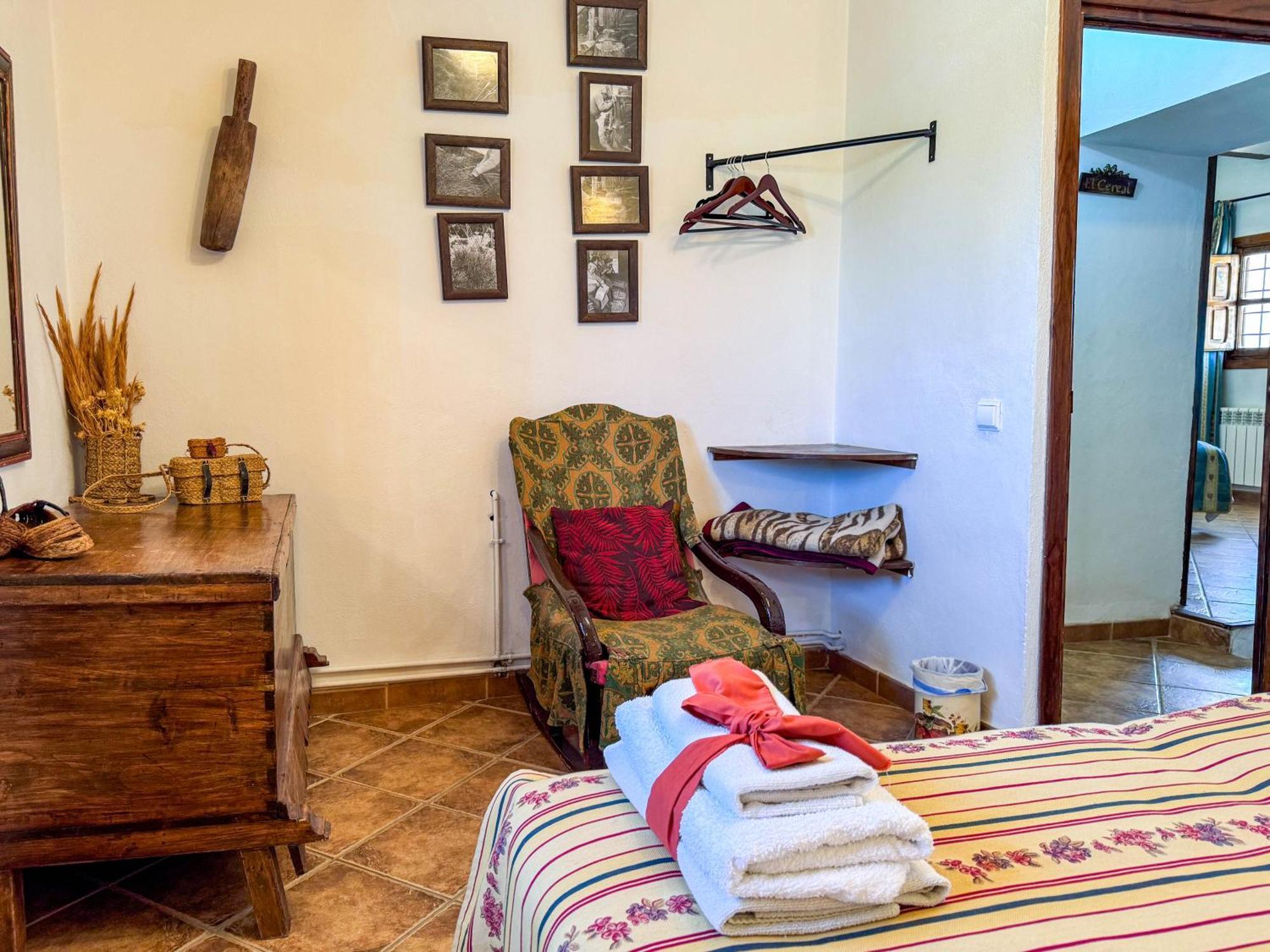 Hostal Cortijo Rural Bacares 1 Freila Exterior foto