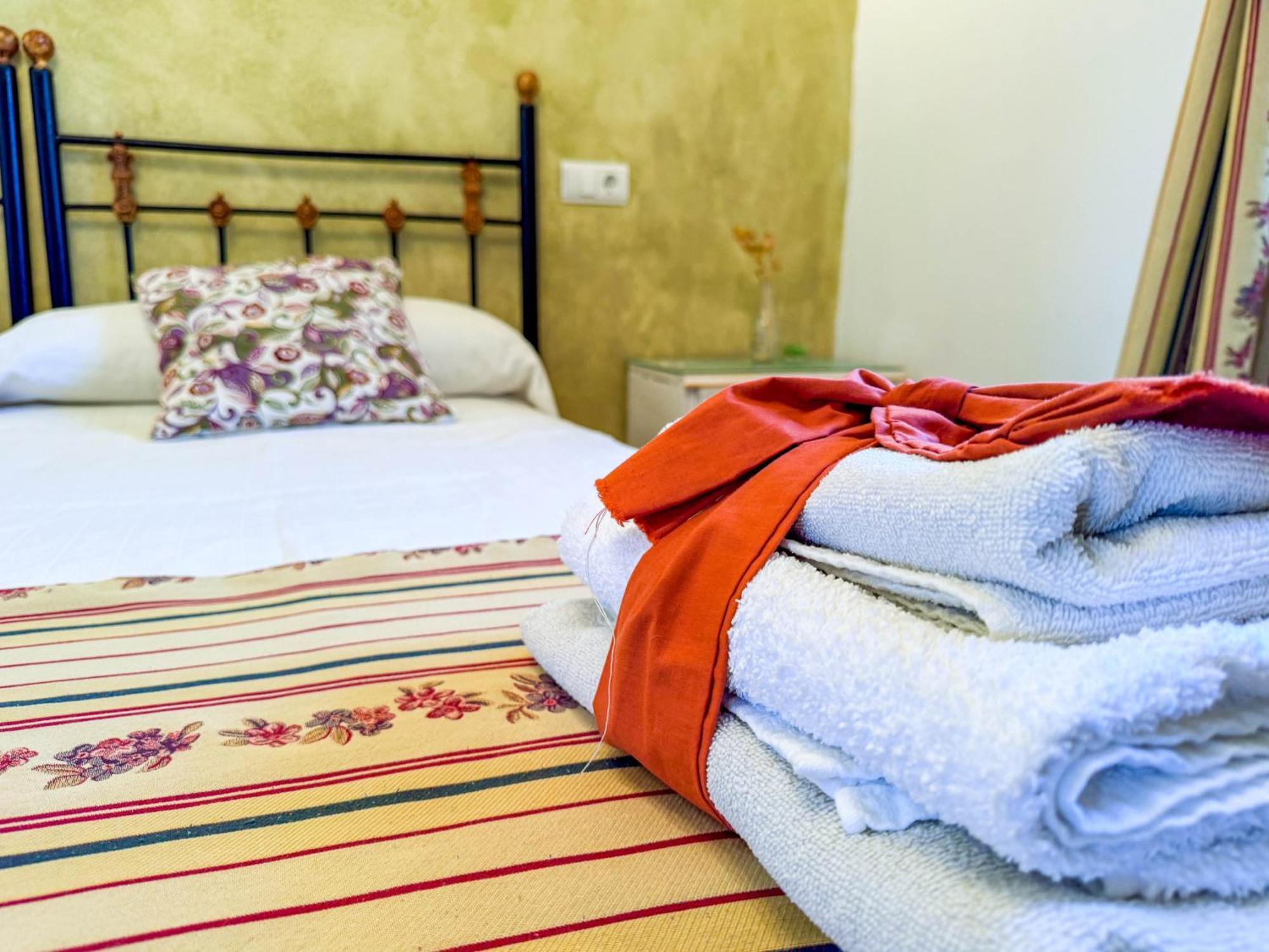 Hostal Cortijo Rural Bacares 1 Freila Exterior foto